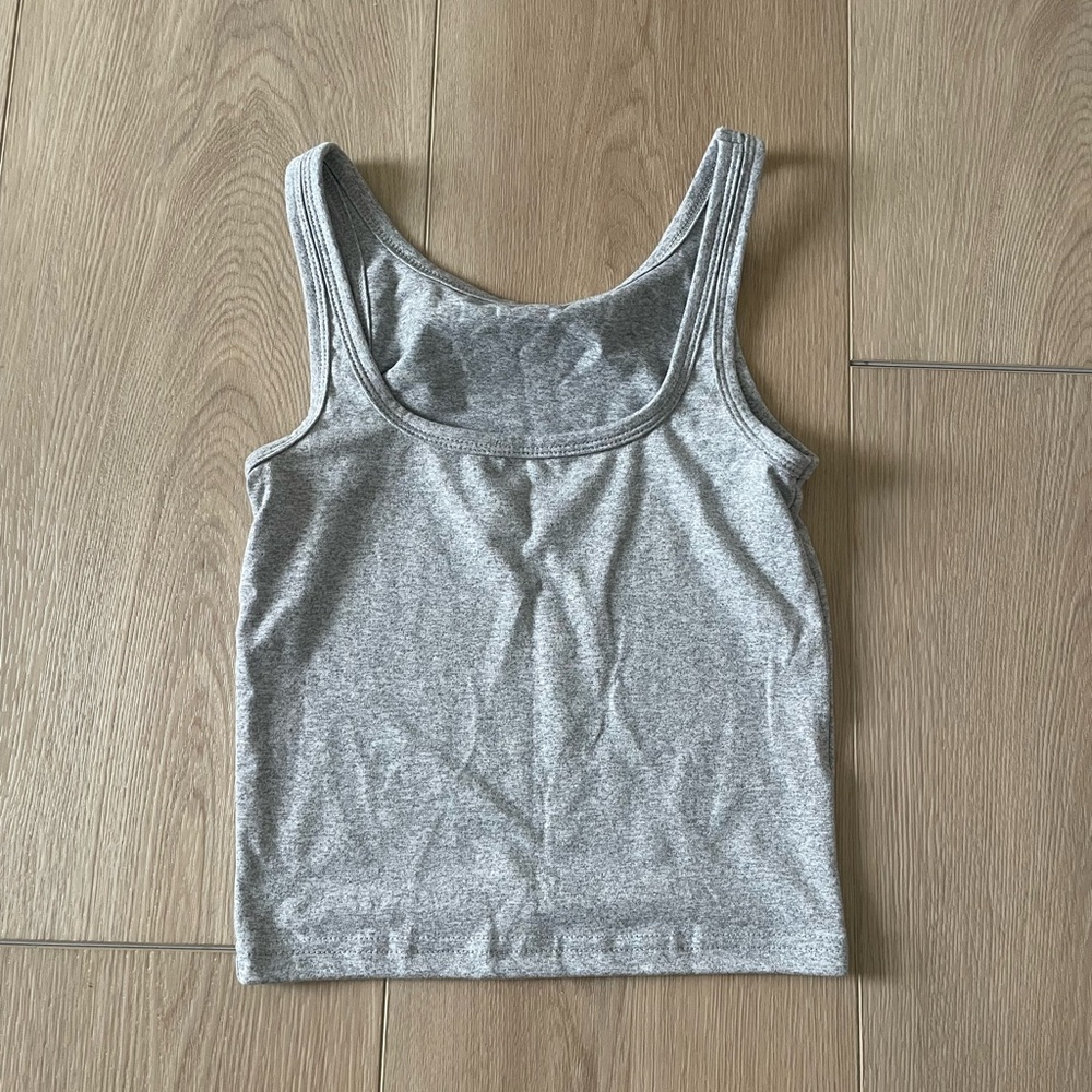 💫 basic grey tank top